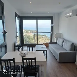 llanca-apartament-platja-cau-del-llop.catalonia-hotels.com/