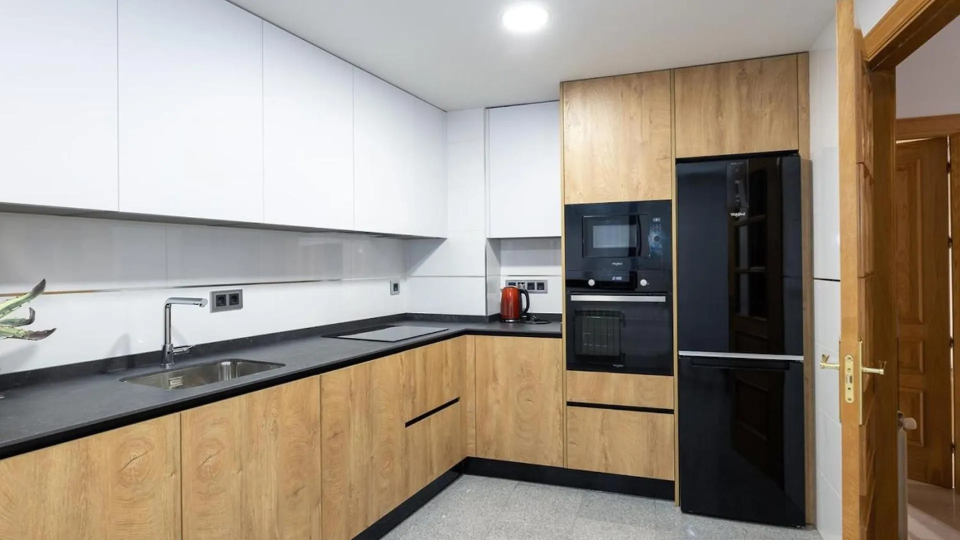 Chezmoihomes Town Hall Apartment Granada