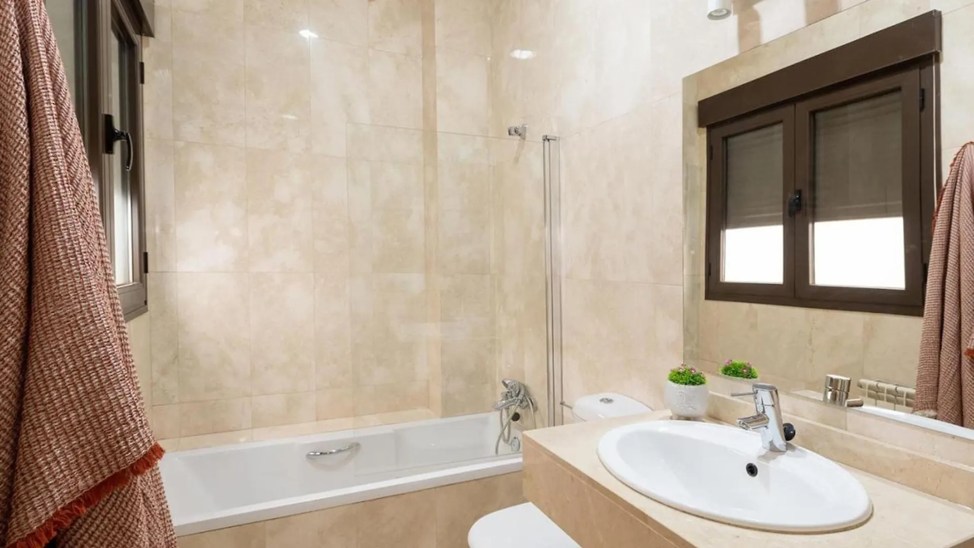 Chezmoihomes Town Hall Apartment Granada 0*,